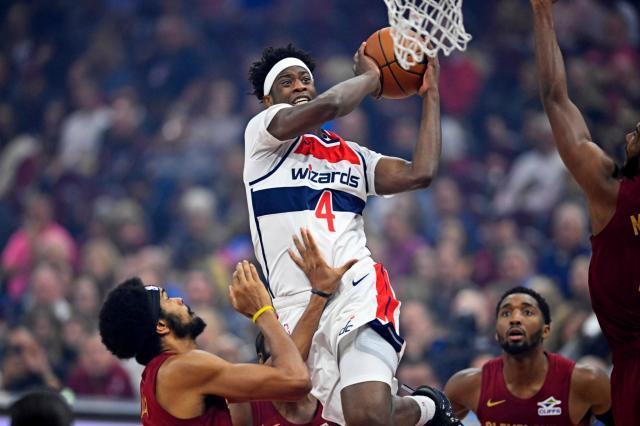 状元秀首次亮相很稳!迪班萨19分全队最高 12投8中